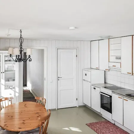 Langahuset By Interhome Västlax